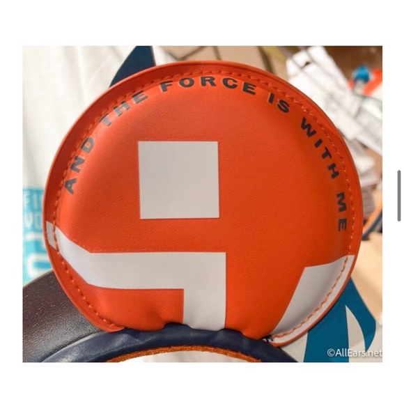 Ahsoka Tan Ear Headband by Her Universe - Star Wars: The Clone Wars - Picture 8 of 12